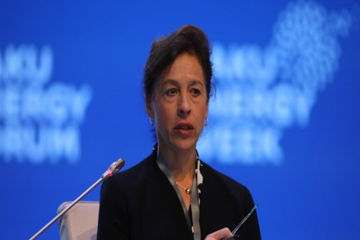 Deputy Assistant Secretary in the Bureau of Energy Resources of the State Department of U.S, Laura Lochman
