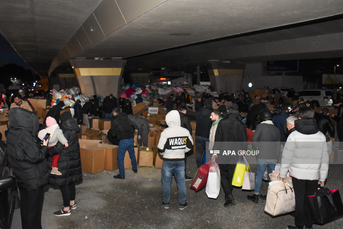 Azerbaijanis actively participate in the aid campaign to Türkiye-PHOTOLENT 