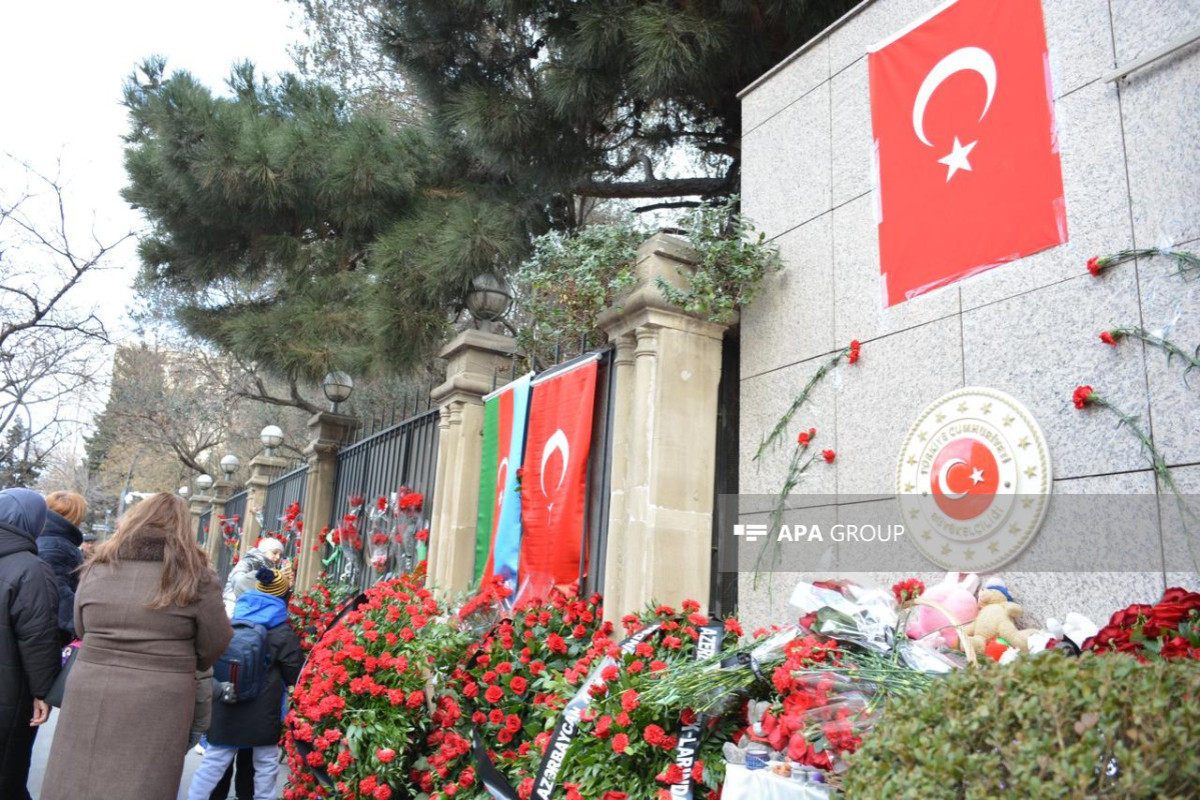 Turkish Embassy in Azerbaijan opens condolence book -VIDEO 