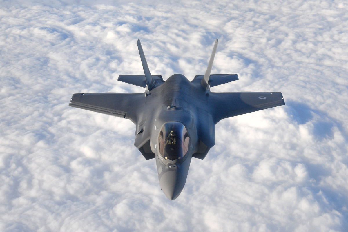 Russia warns London against sending Ukraine fighter jets