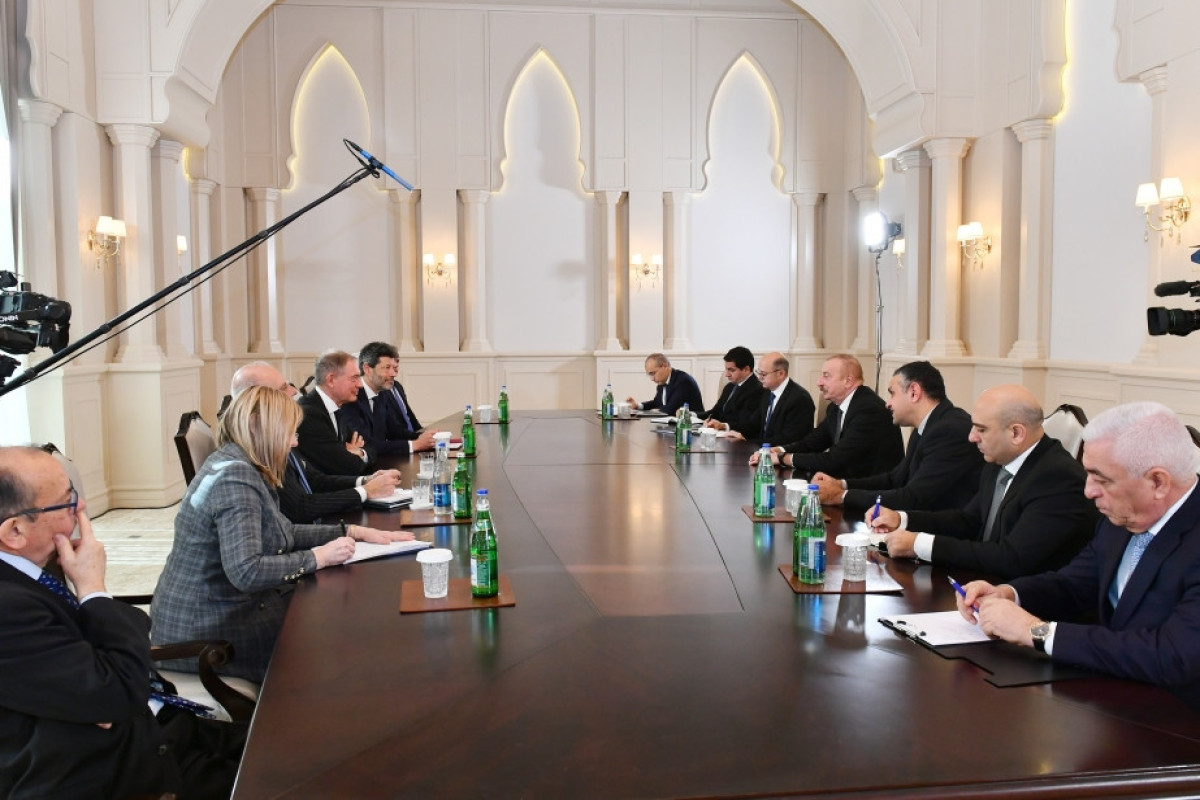 Ilham Aliyev has received a delegation led by Minister of Enterprises and Made in Italy of the Italian Republic Adolfo Urso