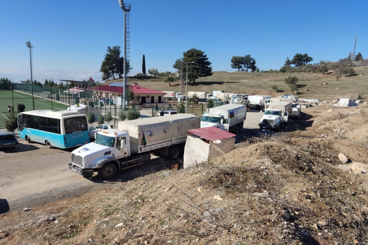 Azerbaijani MES delivered large number of tents to Türkiye