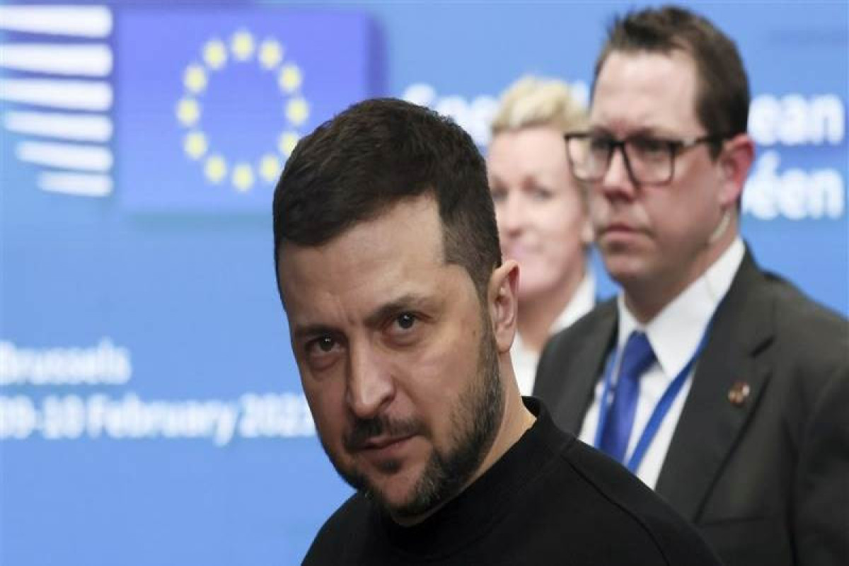 Zelensky: Situation on frontline 'extremely difficult'
