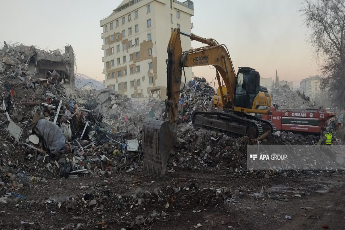 Heavy machinery started working on the ruins in Kahramanmarash-PHOTO 