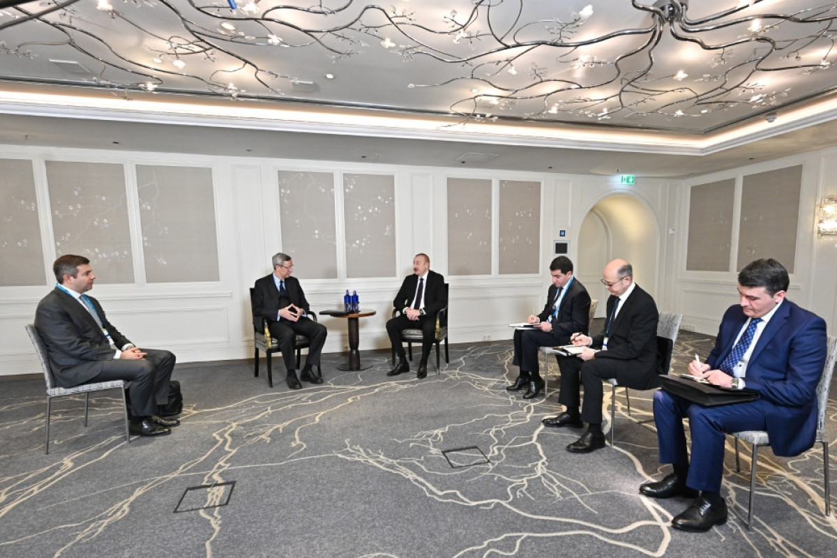 President Ilham Aliyev pays visit to Germany, meets with CEO of German Eastern Business Association