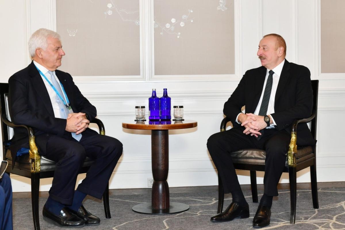 Chief Executive Director of “Leonardo” Alessandro Profumo and President of the Republic of Azerbaijan Ilham Aliyev meet in Munich
