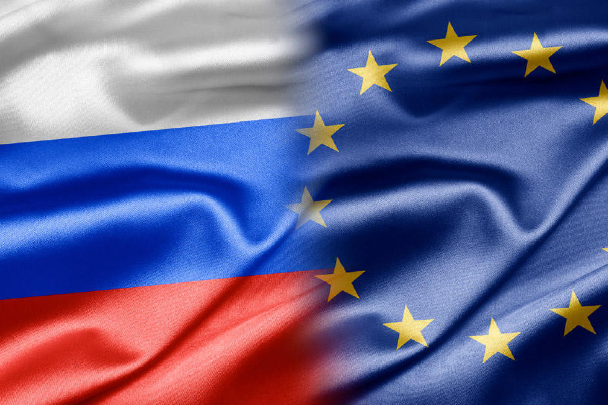EU slaps sanctions on top Russia officials, banks, trade