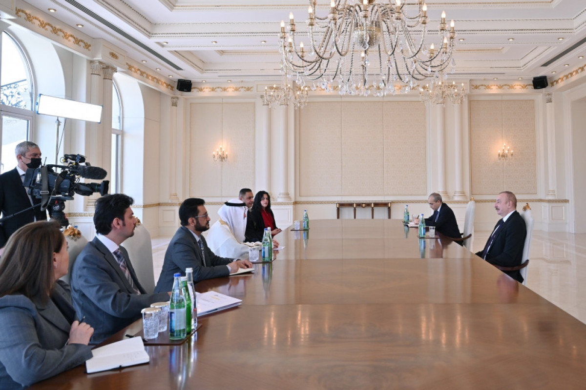 President Ilham Aliyev highly appreciated the cooperation between Azerbaijan and the Islamic Development Bank