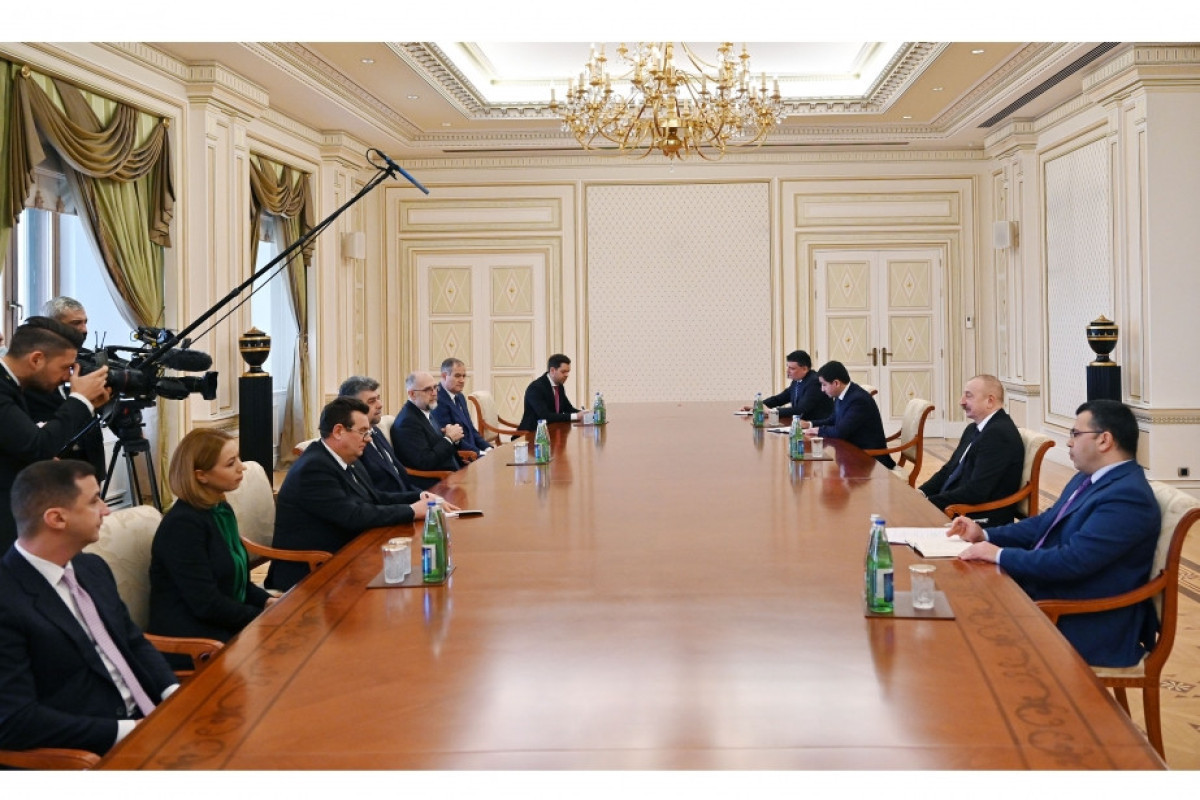 Azerbaijani President Ilham Aliyev received delegation of Romanian Parliament-UPDATED 