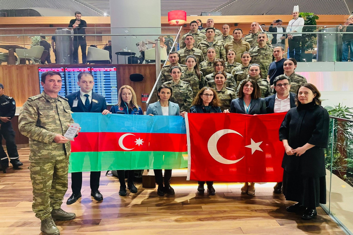 Part of medical staff of Azerbaijan's MoD returns to Baku from Turkish Kahramanmaraş-PHOTO 