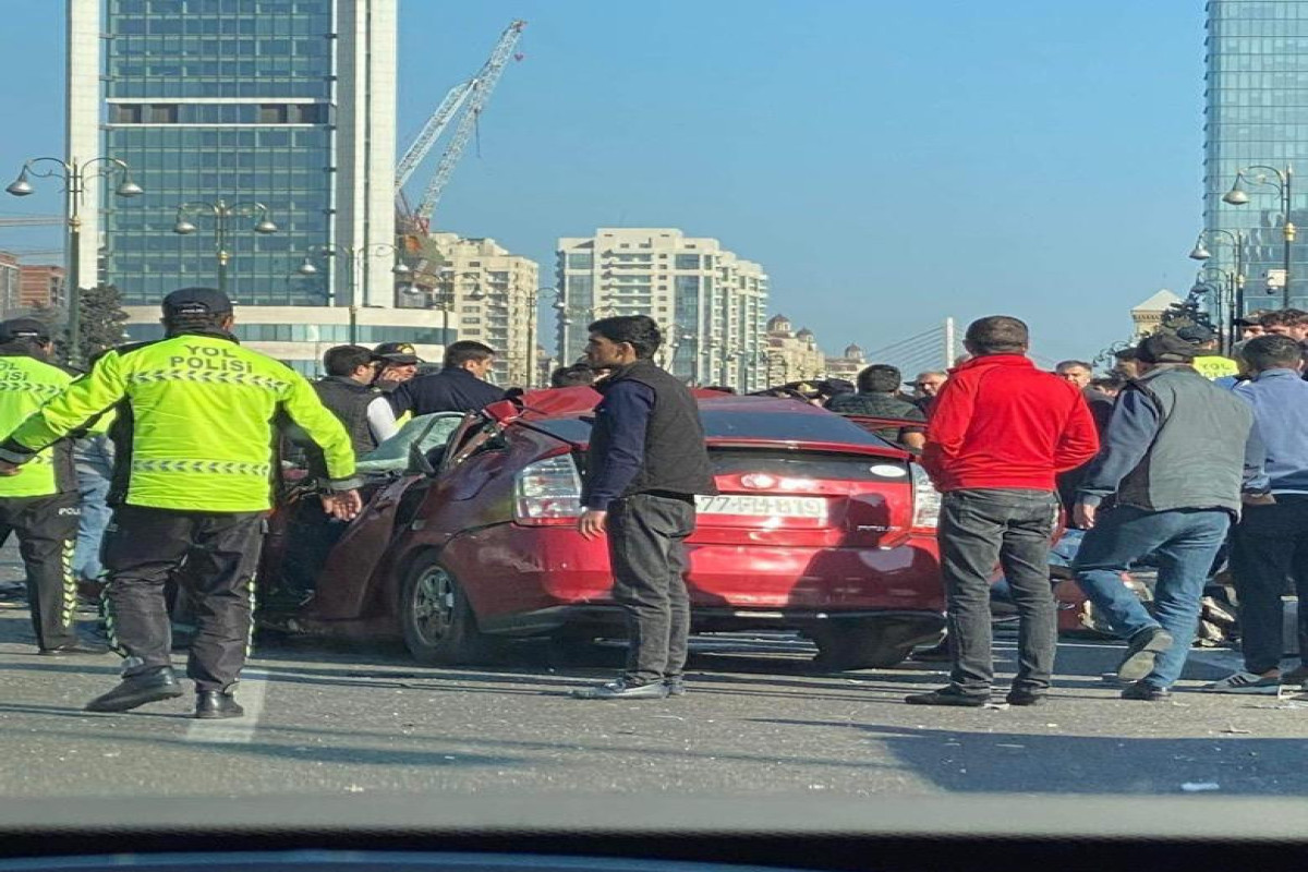 Fatal car crash in Baku leaves 5 dead -PHOTO -VIDEO -UPDATED 