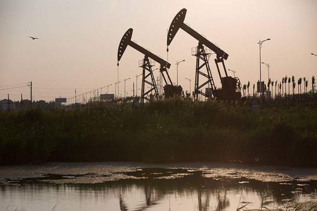 China's largest oil-and-gas field sets new output record
