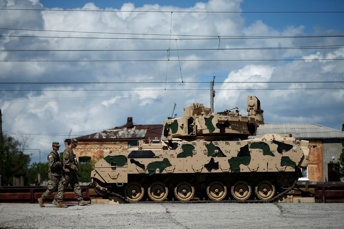 Ukraine to get more armoured vehicles but presses for tanks to fight Russia
