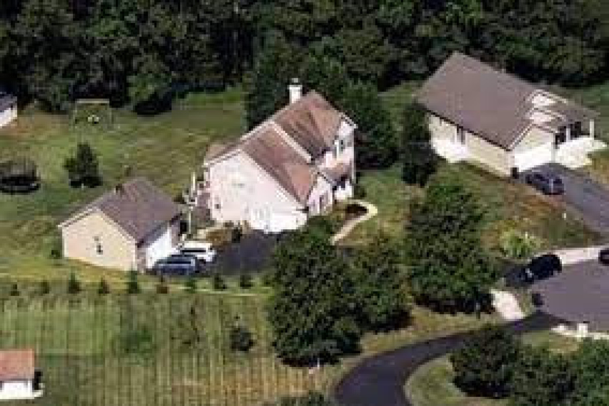 8 found fatally shot in Utah home, including 5 children