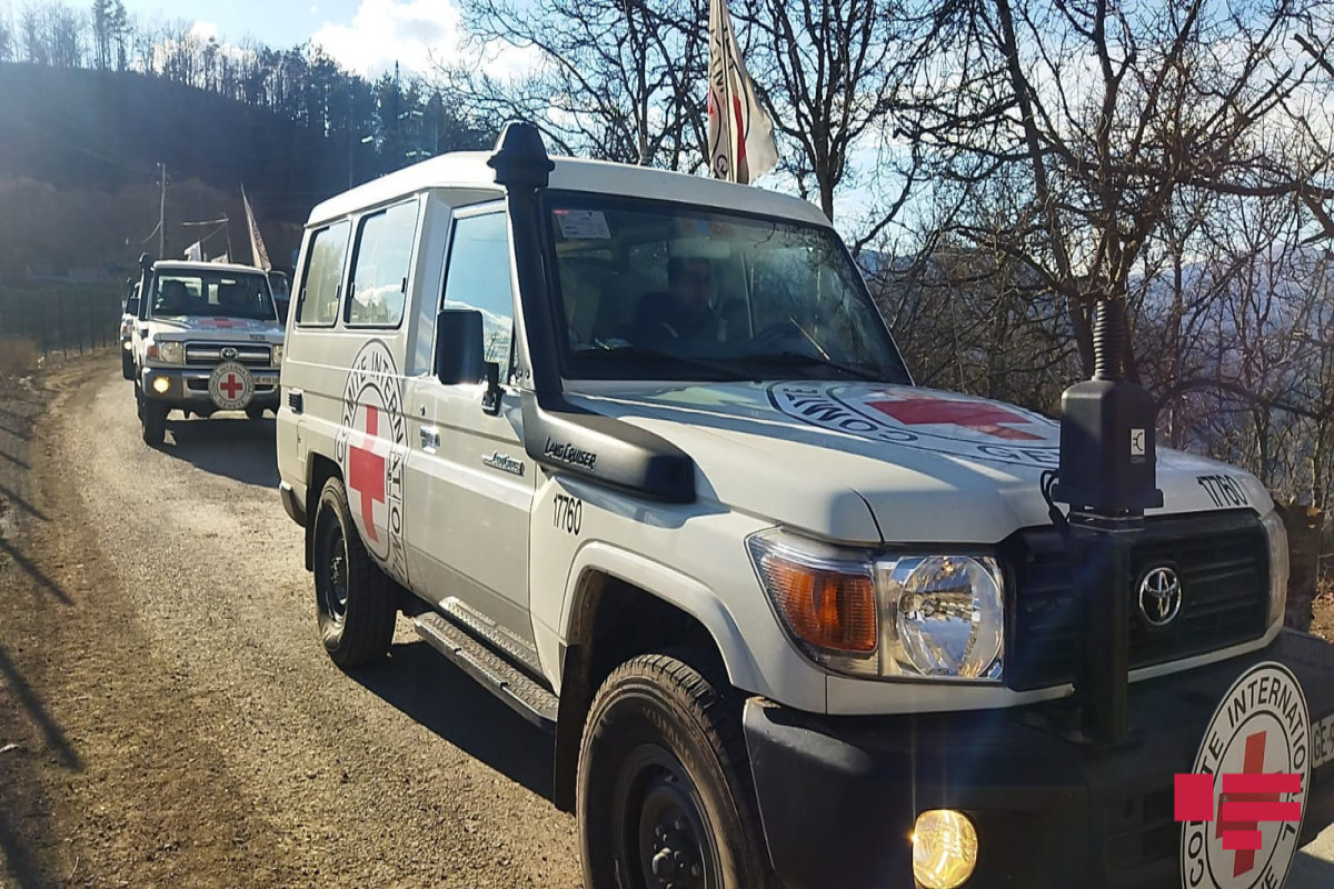 4 ICRC vehicles, 1 RPC car passed through Lachin road-PHOTO -VIDEO -UPDATED 