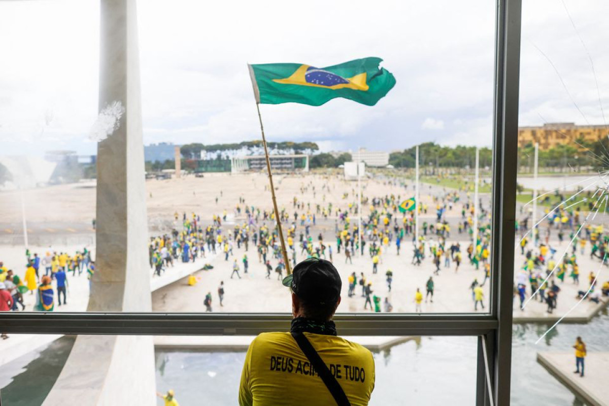 Lula da Silva visits the presidential palace-VIDEO -UPDATED-2 