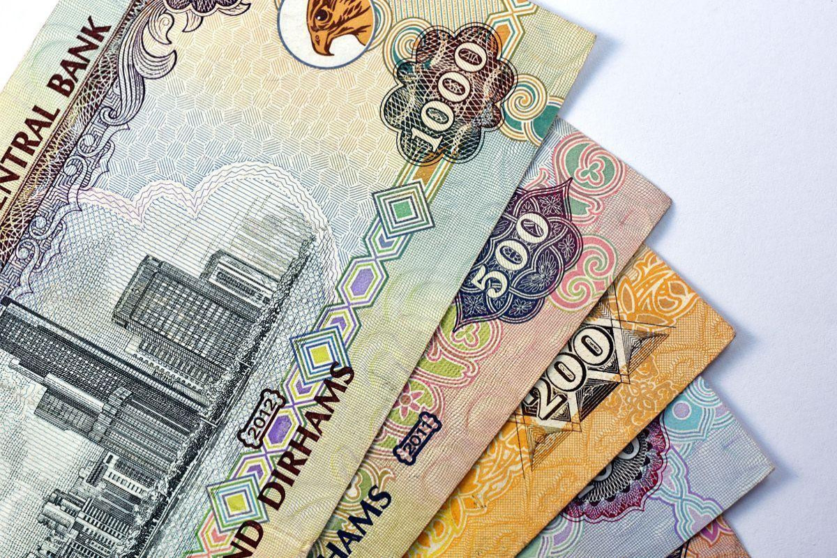 UAE to loan $1 bln, roll over another $2 bln to Pakistan