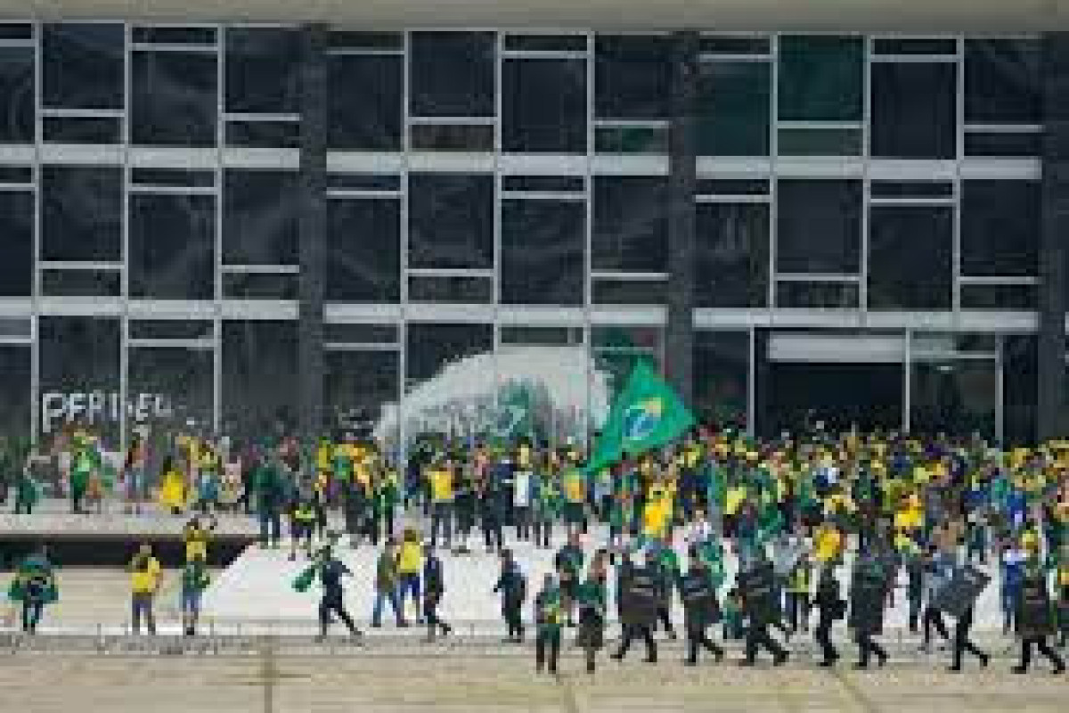 Brazil top court to investigate Bolsonaro role in Brasilia riots