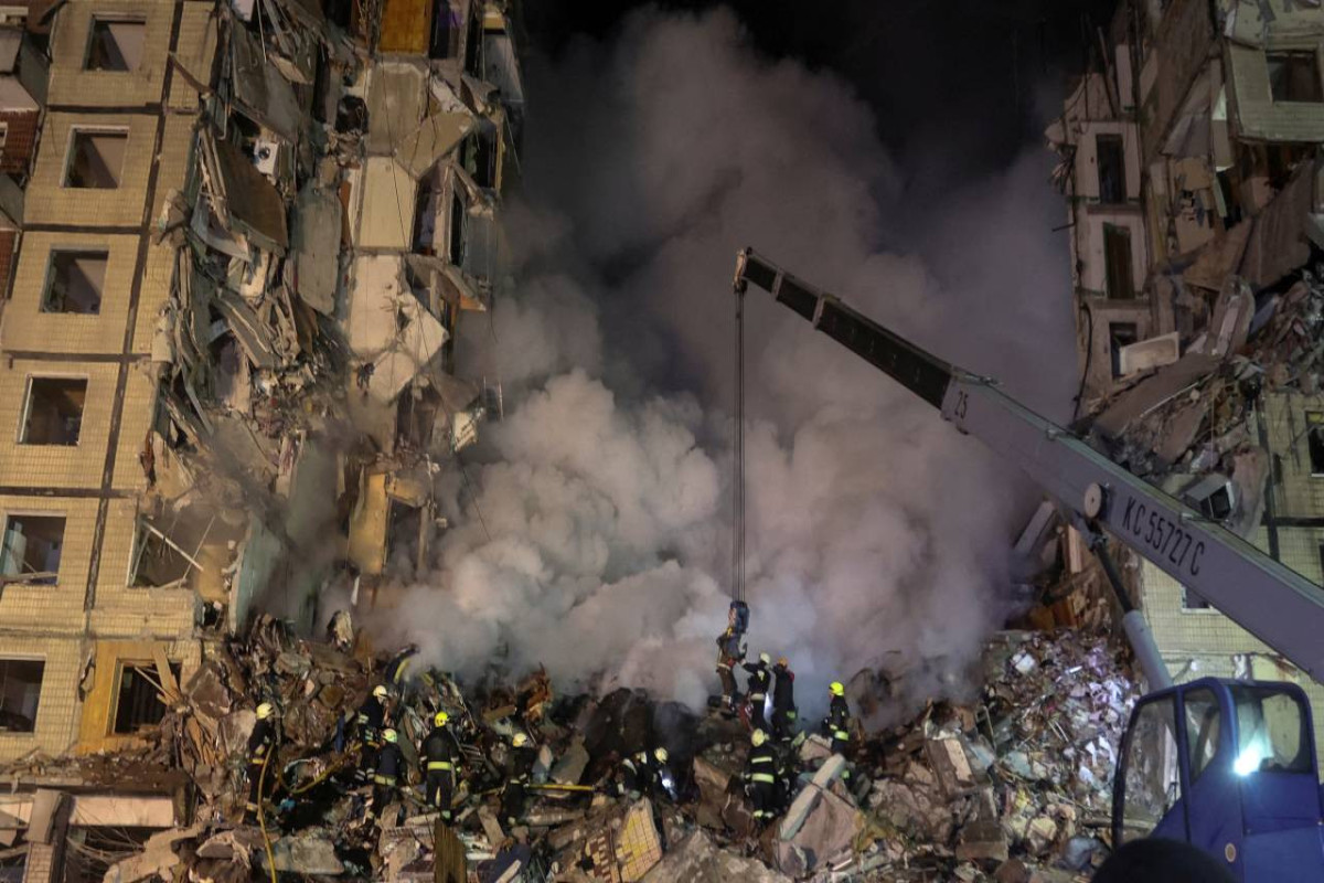 Rescuers remove 8.5 tons of debris in Dnipro, as 25 people remain missing