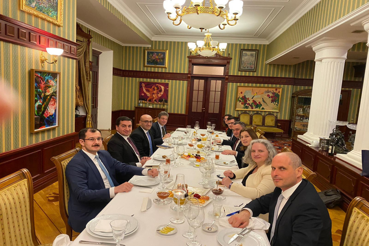 Hikmet Hajiyev received high-ranking officials of Israeli MFA