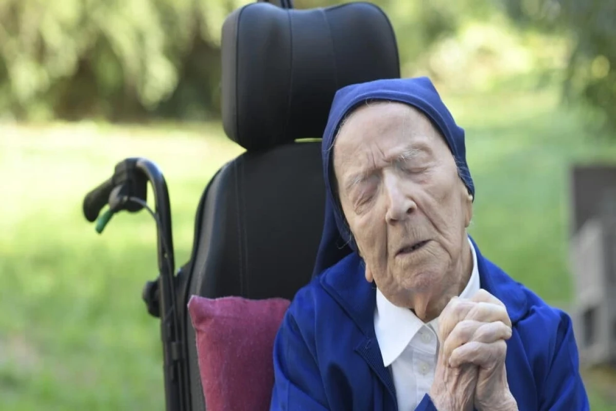 World's oldest person, French nun Sister Andre, dies at 118 -retirement home