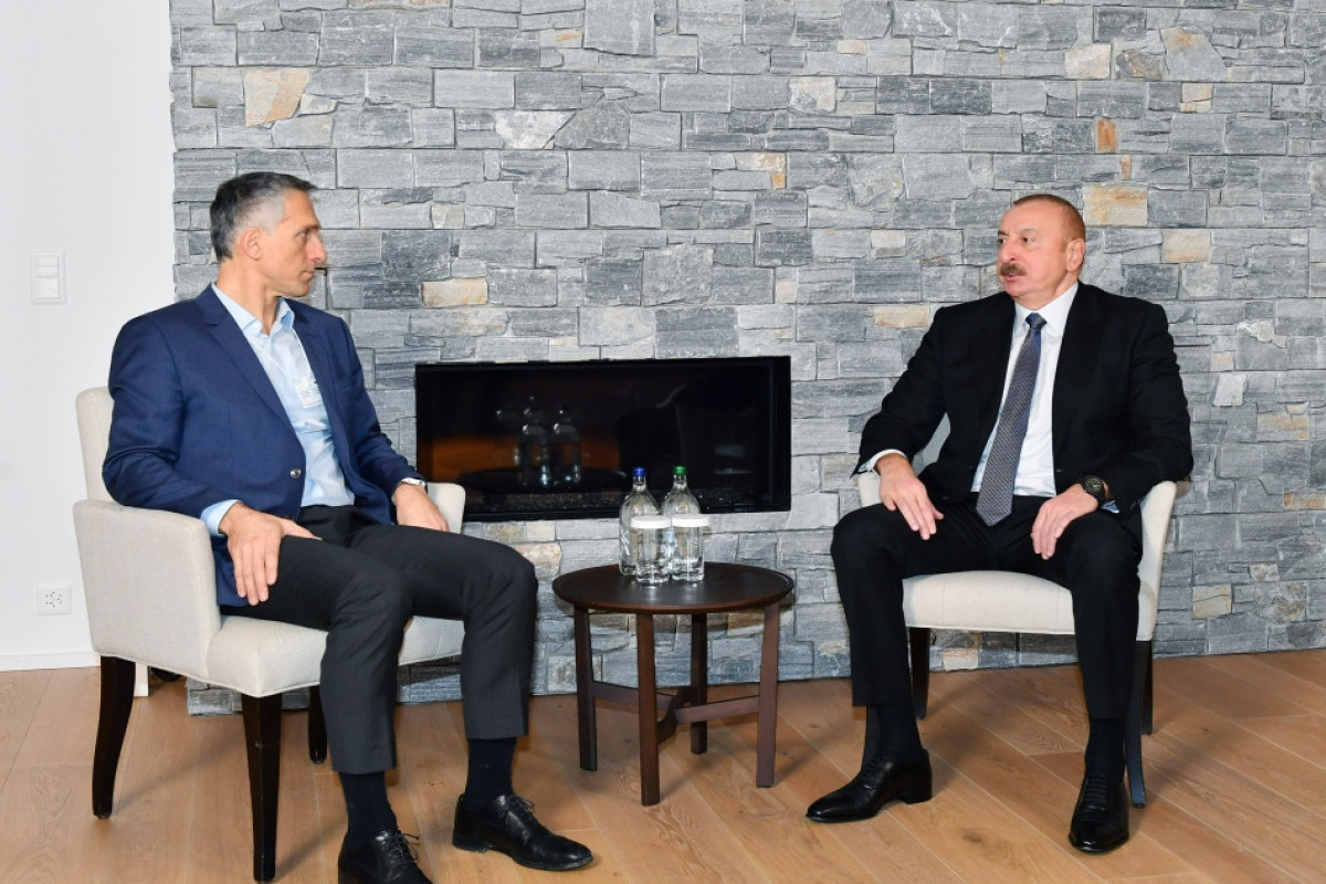 President of the Republic of Azerbaijan, Ilham Aliyev and Chief Executive Officer of Signify, Eric Rondolat