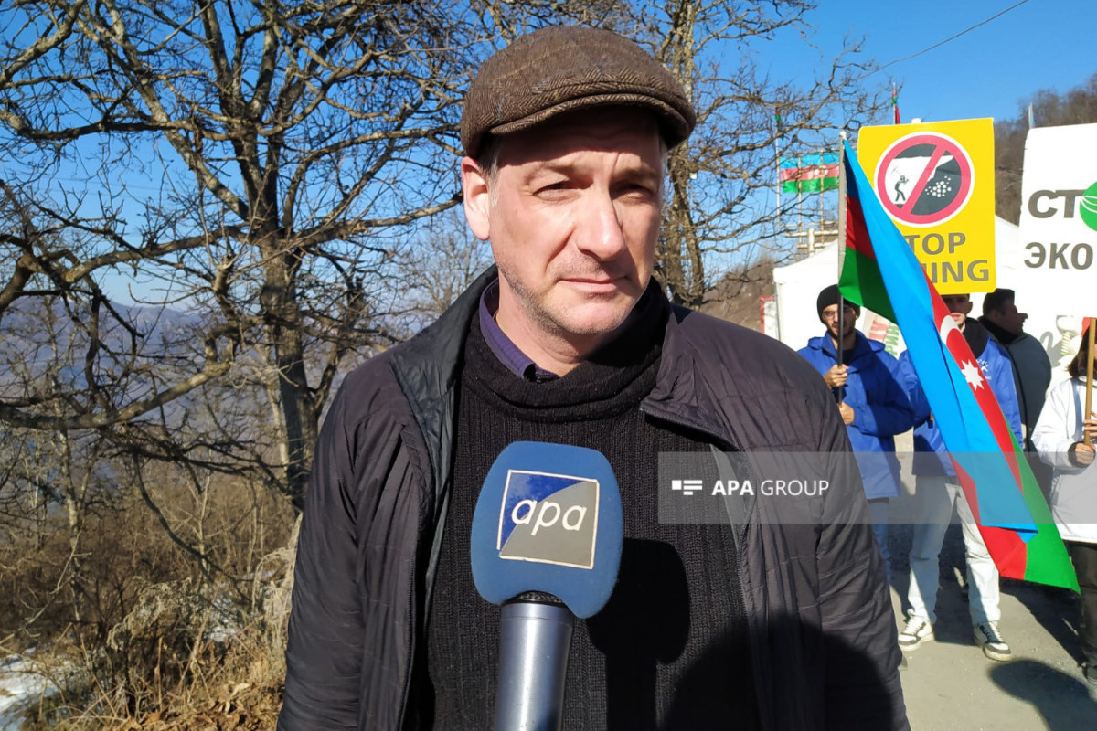 Canadian journalist Dave Gordon