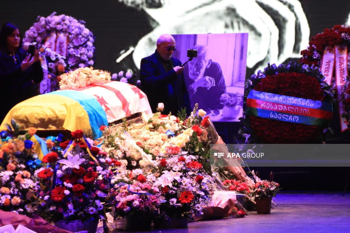 Legendary Vakhtang Kikabidze laid to rest in Tbilisi-PHOTO -VIDEO -UPDATED 