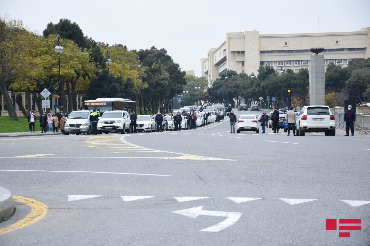 Azerbaijan observes moment of silence for January 20 martyrs-PHOTO -VIDEO 