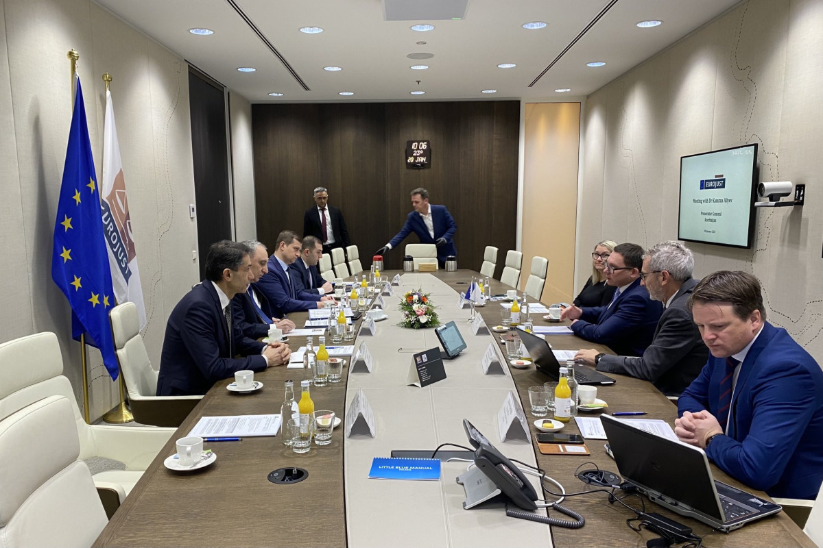 Azerbaijan's Prosecutor General meets with Eurojust Secretary General