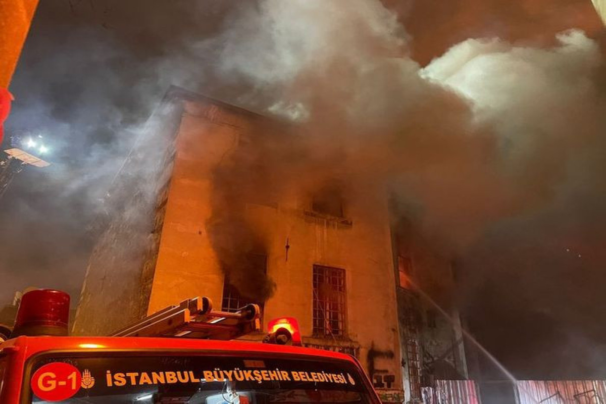 Fire emerges in the Armenian church in Istanbul, leaves dead