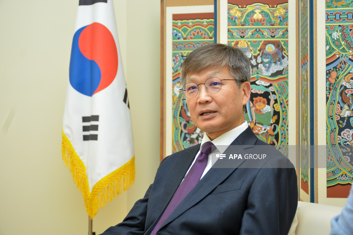 Ambassador Extraordinary and Plenipotentiary of the Republic of Korea to Azerbaijan Mr. Lee Eun Yong