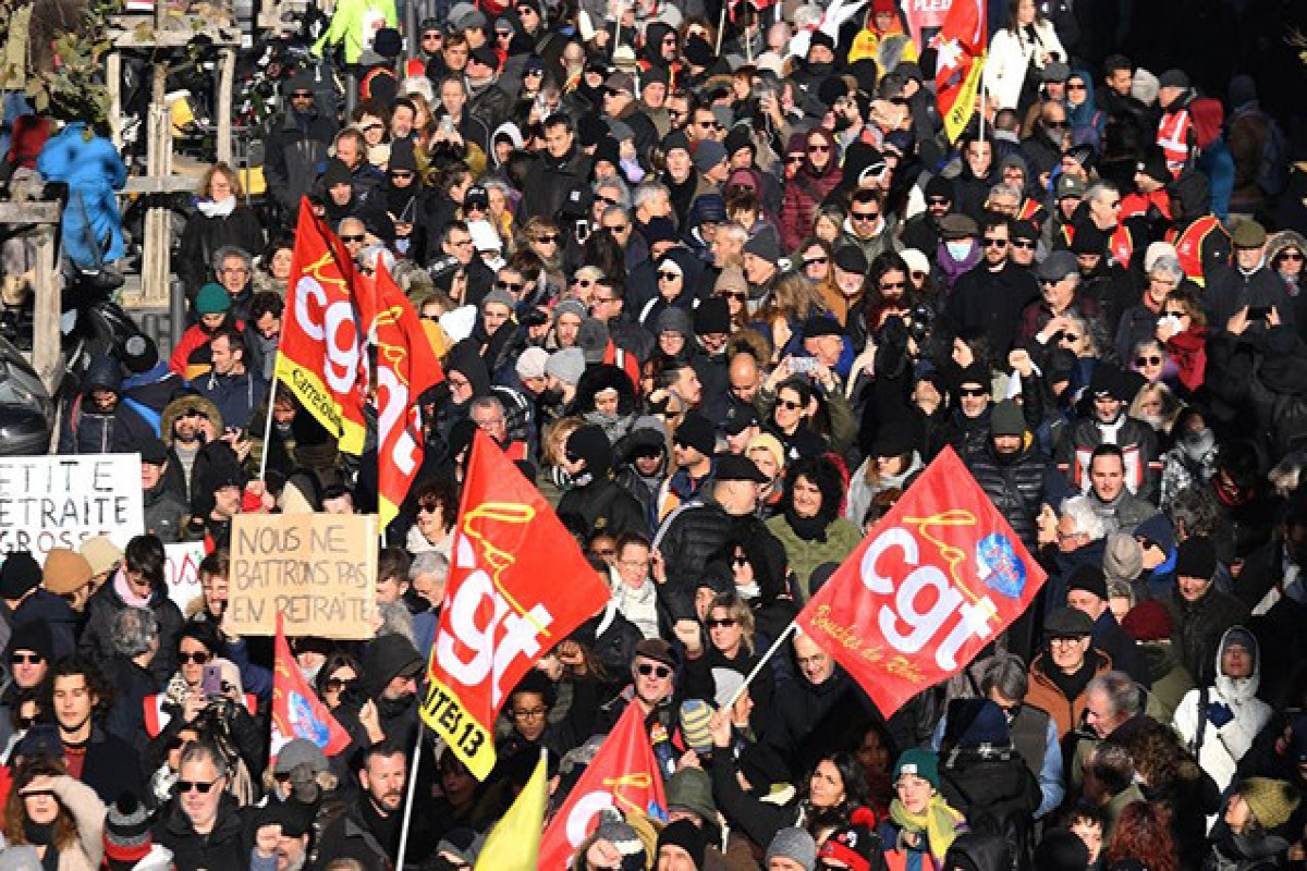 France hit by travel woes amid pension reform strikes