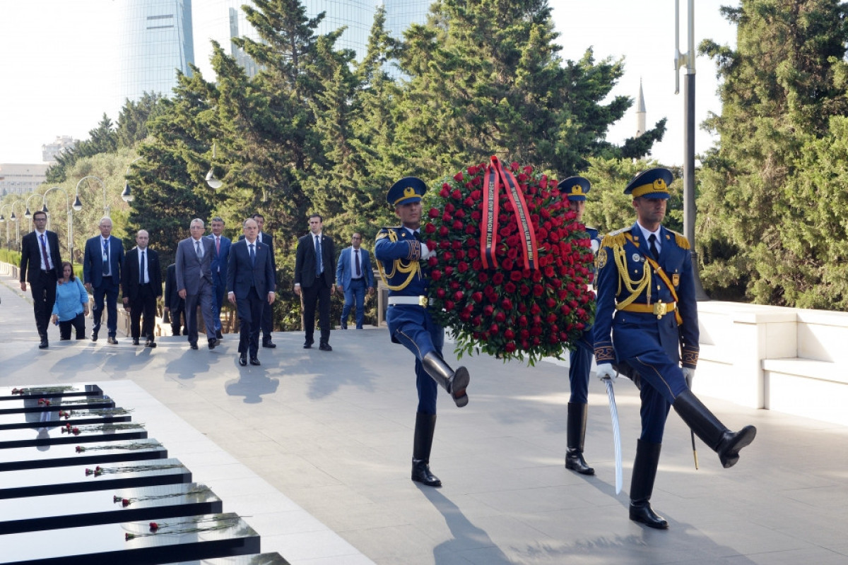 President of Albania visits Alley of Martyrs