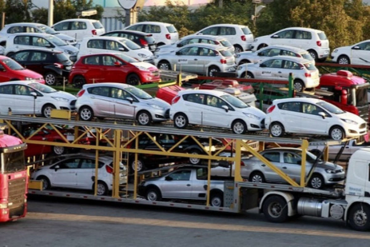 Azerbaijan's automobile import up 37%