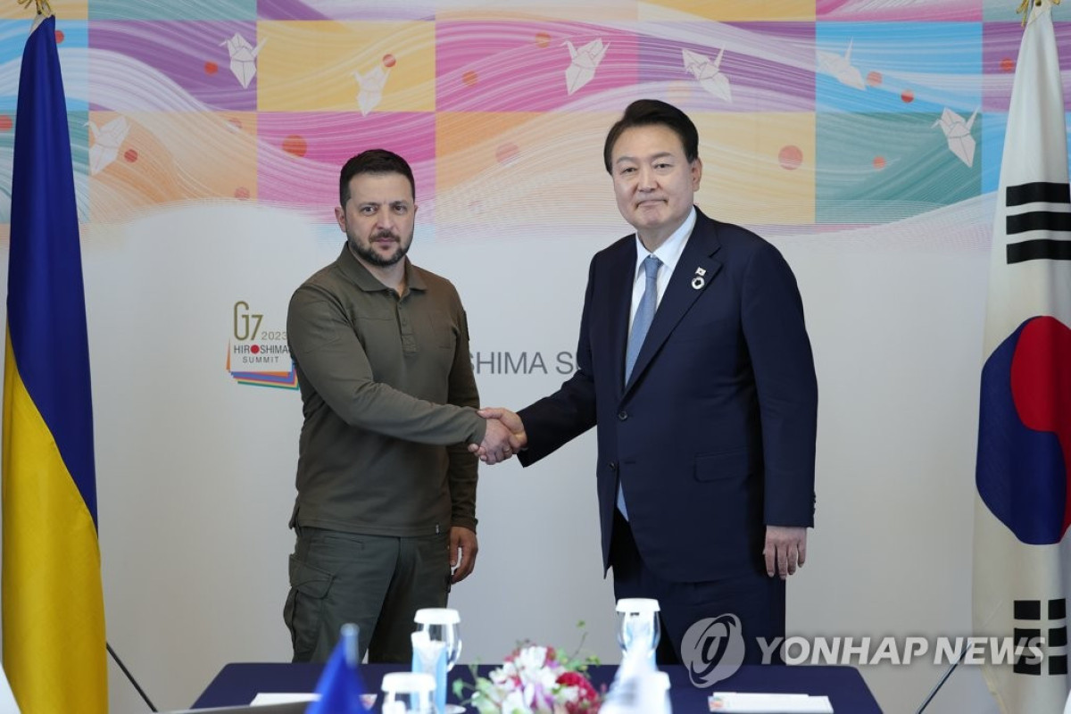 S.Korean president makes surprise visit to Ukraine