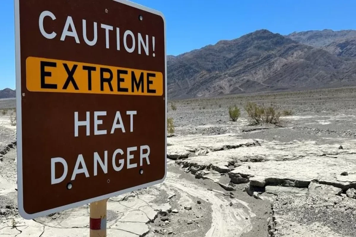 Extreme heat intensifies across south-west US