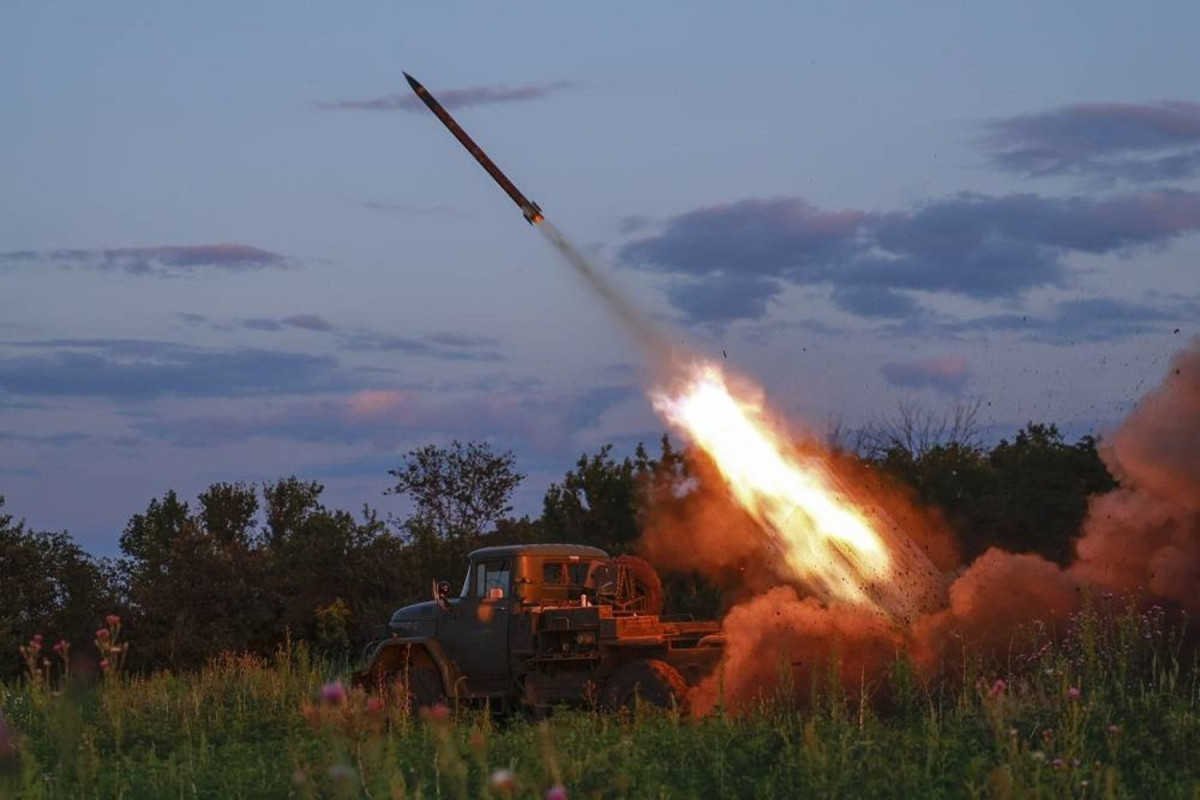Ukraine says troops retake nearly 18 sq km of territory in east, south