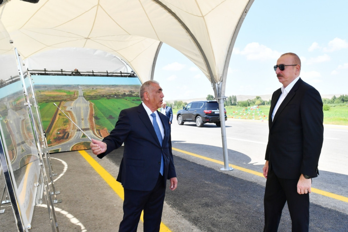 President Ilham Aliyev examined construction progress of 27km-long section of Ahmadbeyli-Fuzuli-Shusha highway-UPDATED 