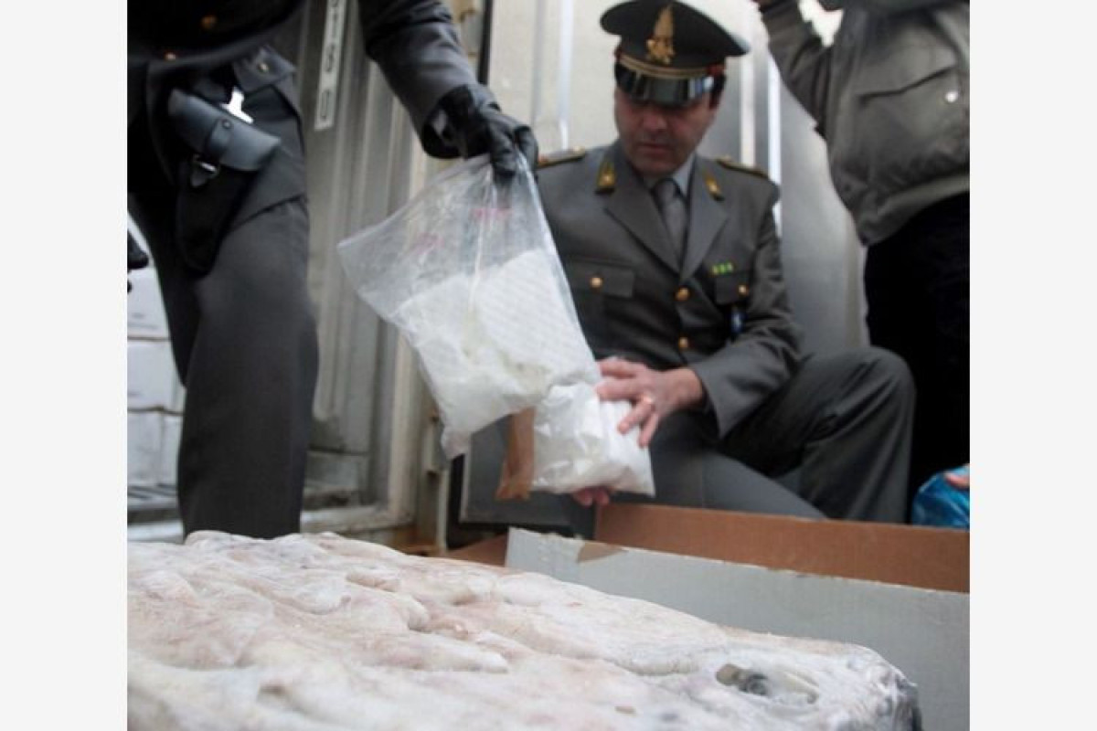 Italy police detain a ship loaded with 5.3 tons of cocaine: Azerbaijanis on board