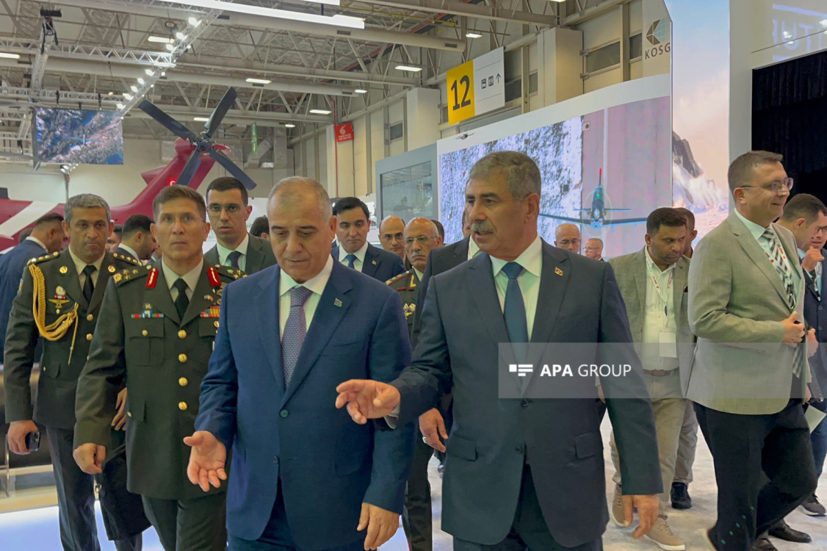 Azerbaijan’s Defense Minister visits International Defense Industry Fair in Türkiye