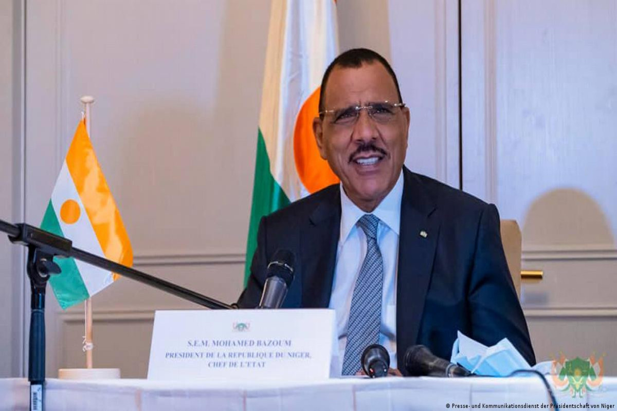 Niger guards blockade President Mohamed Bazoum's palace - reports