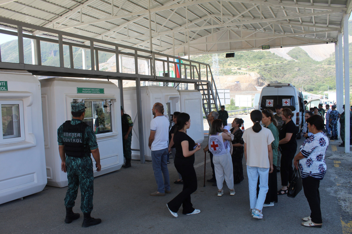 Conditions created for free passage of Armenian residents of Azerbaijan’s Karabakh from Lachin checkpoint