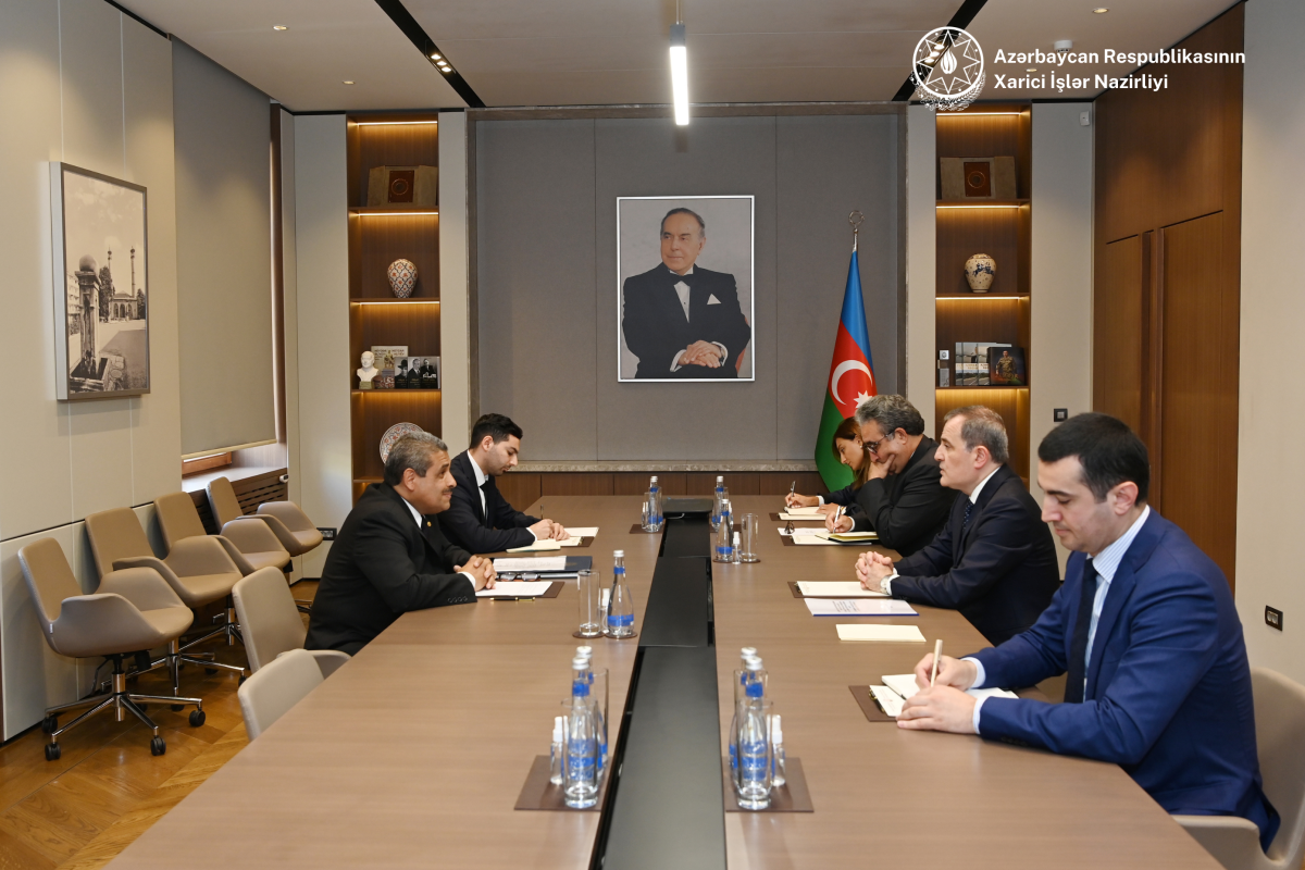 Azerbaijani Top Diplomat received incoming Columbian ambassador