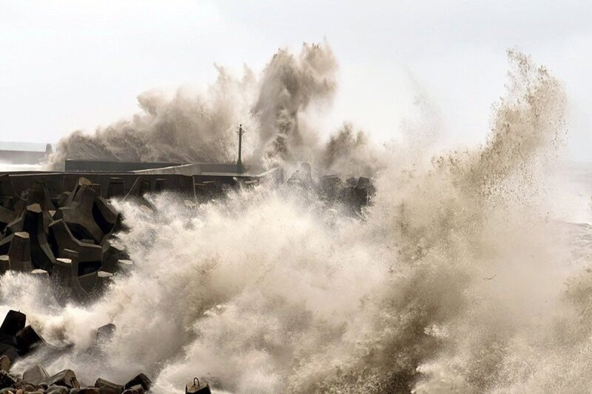 Weaker Doksuri drenches north China, Beijing evacuates thousands-UPDATED 