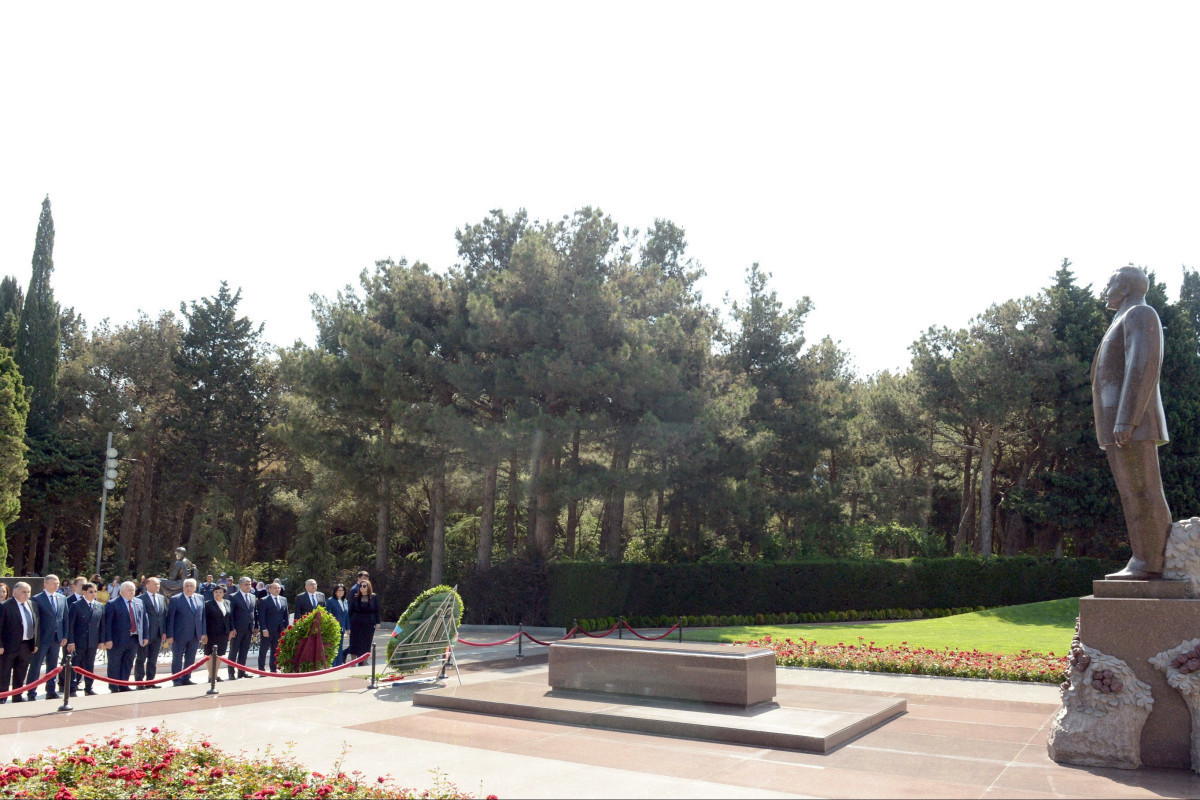 Members of Council of the CIS Interparliamentary Assembly visited Alley of Honors