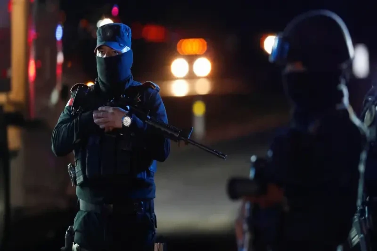 Mexico police find 45 bags with human body parts in ravine