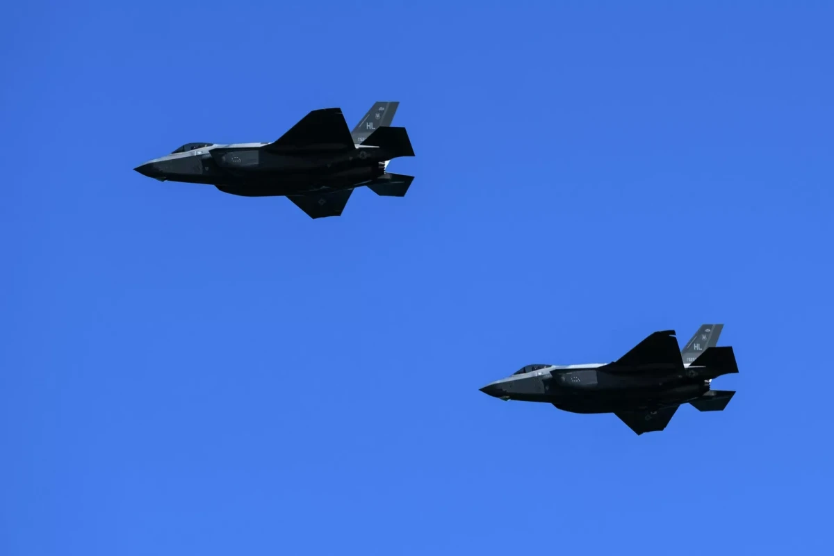 US awards Raytheon's Pratt & Whitney $2bln for F-35 engine support - Pentagon
