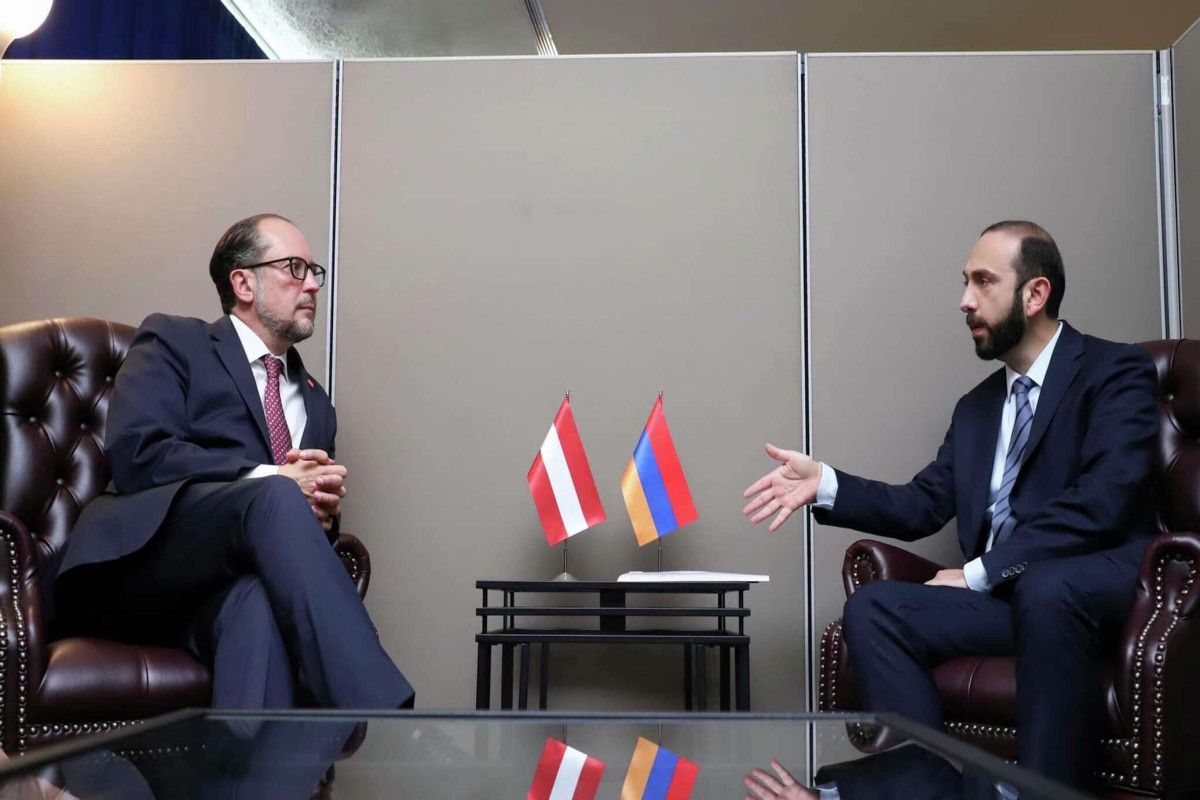Armenian and Austrian FMs had phone talk