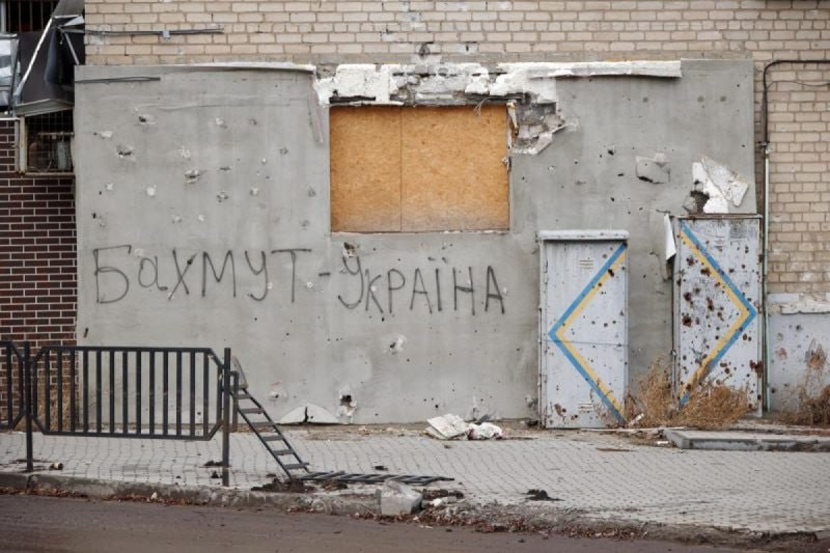 Ukraine says it advances as much as a kilometers in places near Bakhmut